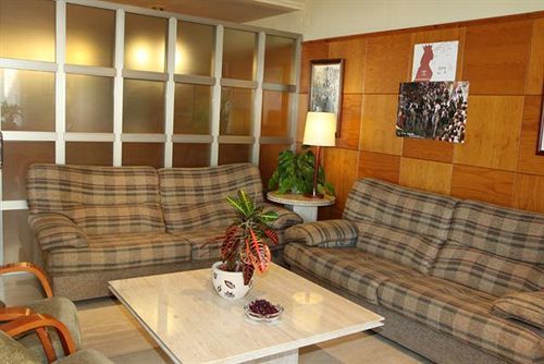 Hotel Maria De Luna 3*