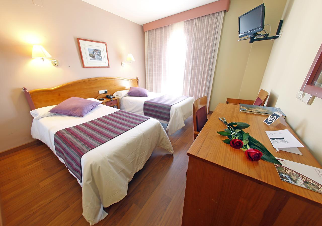 Hotel Maria De Luna