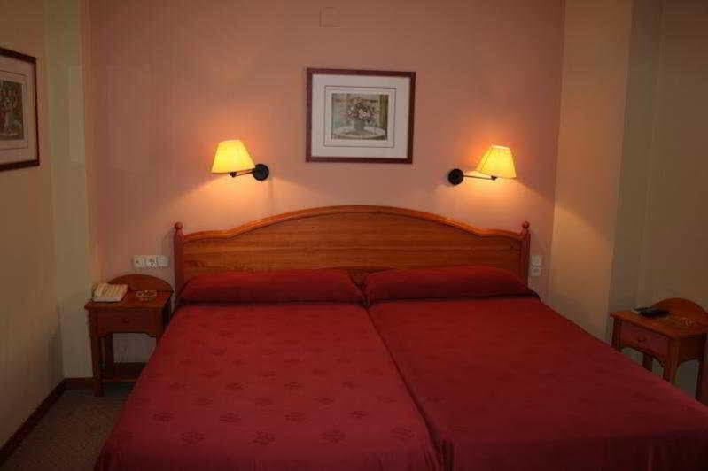 Hotel Maria De Luna